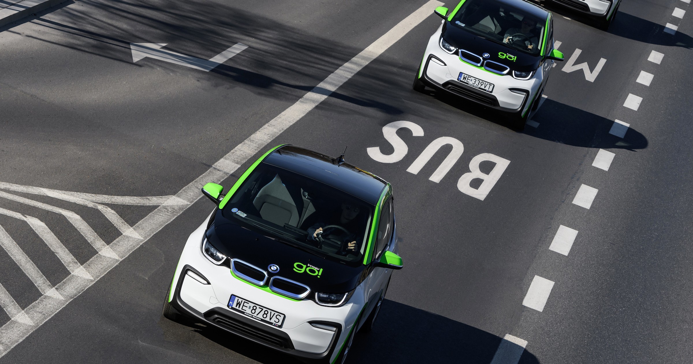 Auta elektryczne na buspasach – legalnie do 1 stycznia 2026 roku