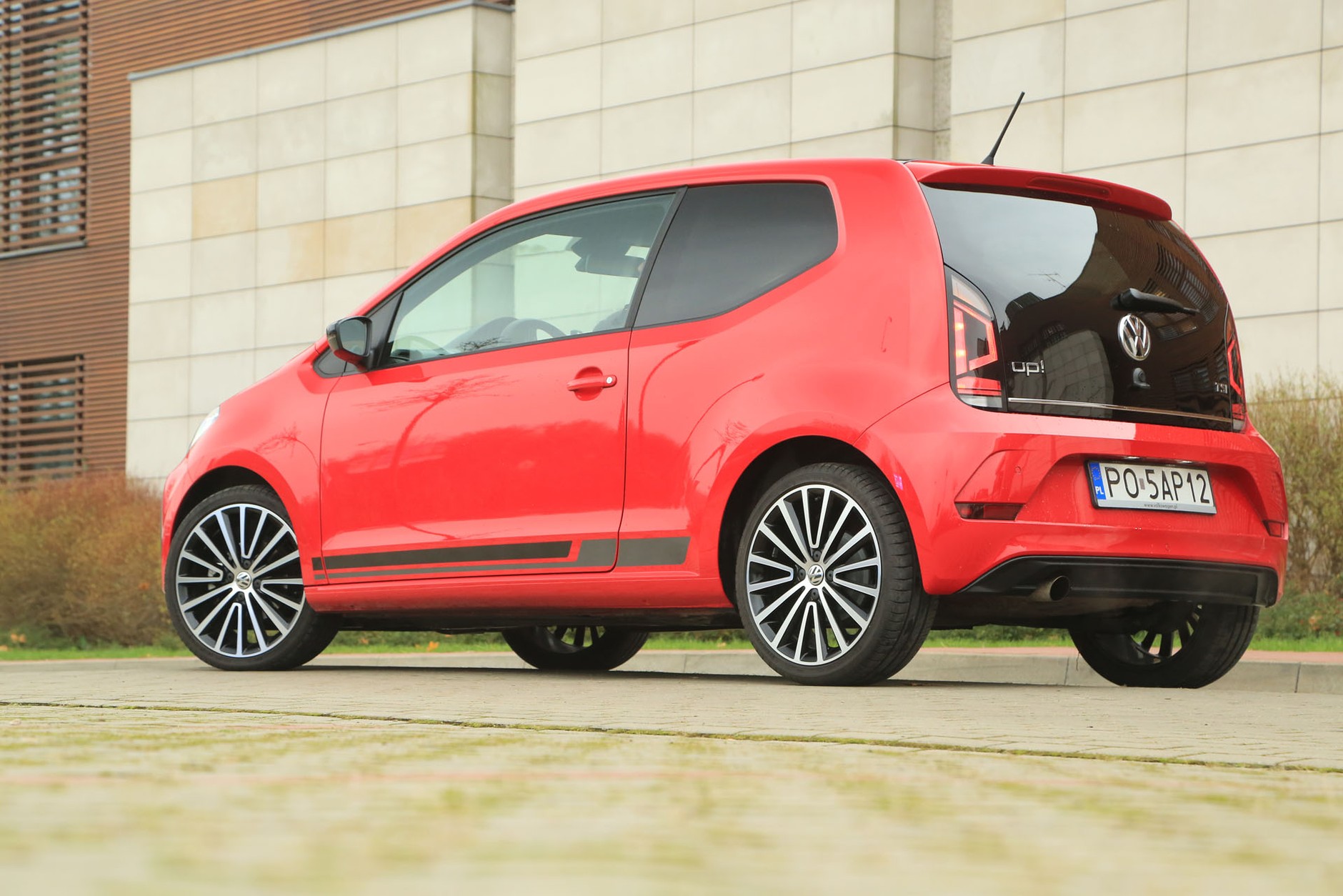 Volkswagen UP! 1.0 TSI - maluch z doładowaniem