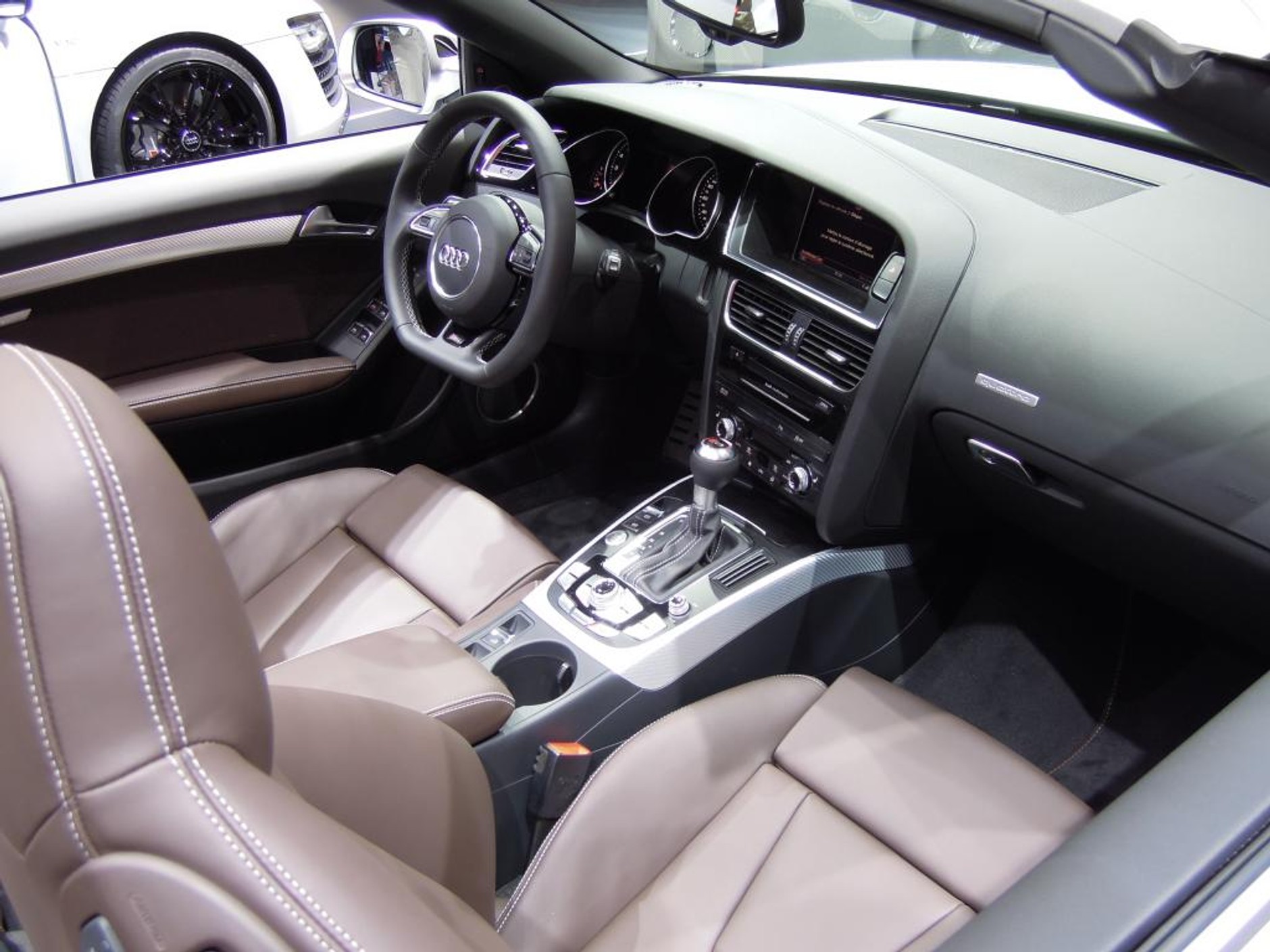 Galeria paryskich nowości