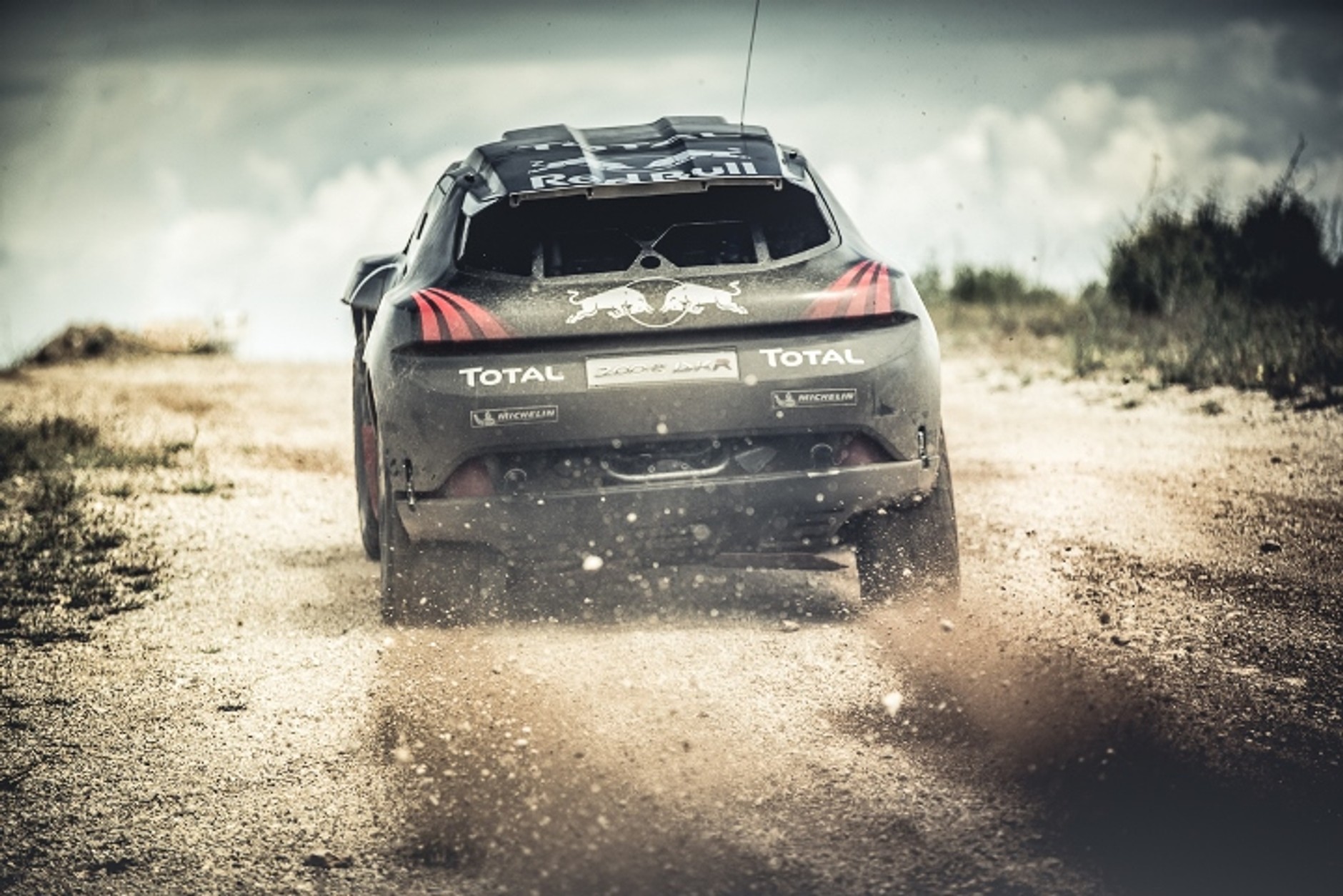 Dakar 2014: Peugeot 2008 DKR zalicza testy