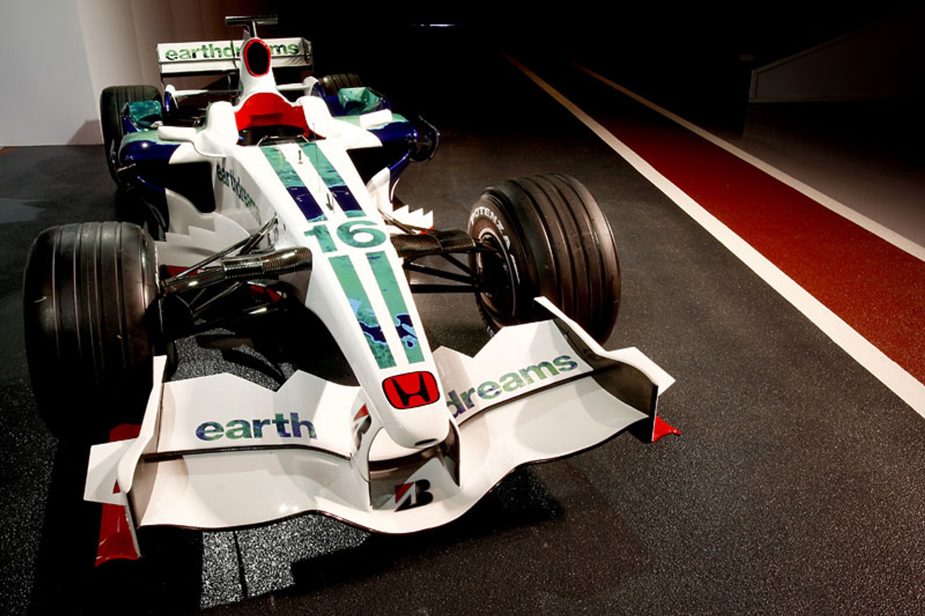 Honda Racing F1 Team 2008 – kierowcy, historia