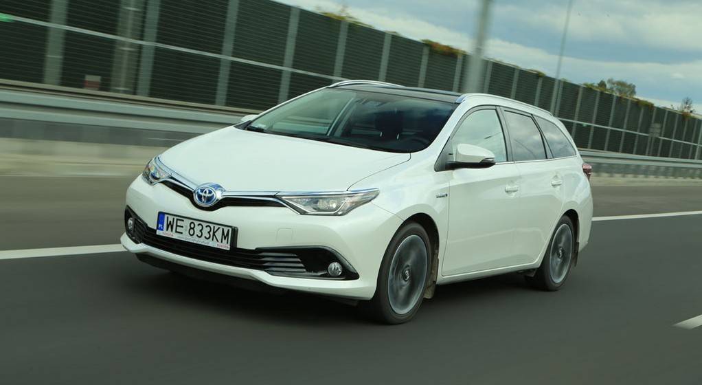 Czy jazda hybrydą sprawia przyjemność?