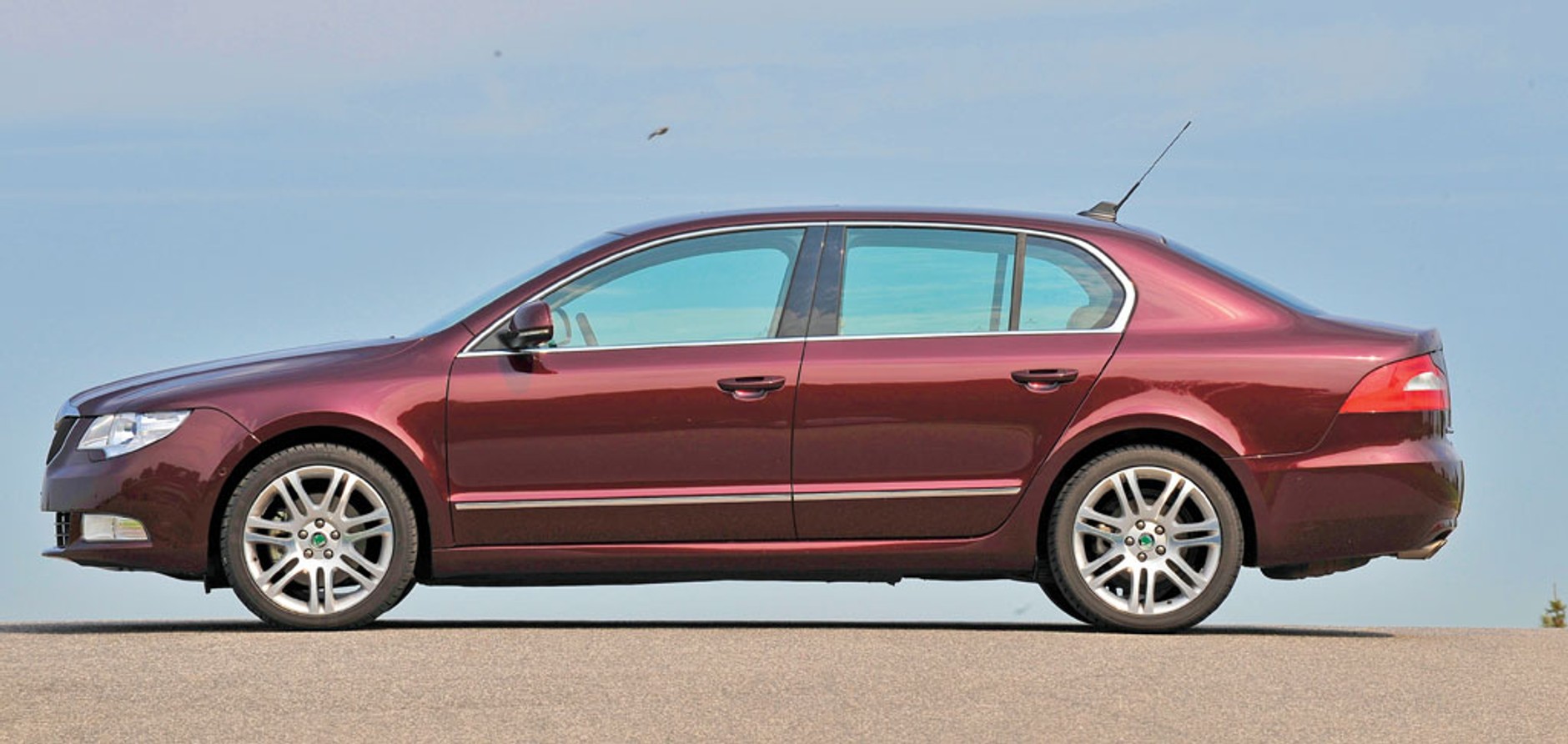 Skoda Superb II - cena 47 000 zł