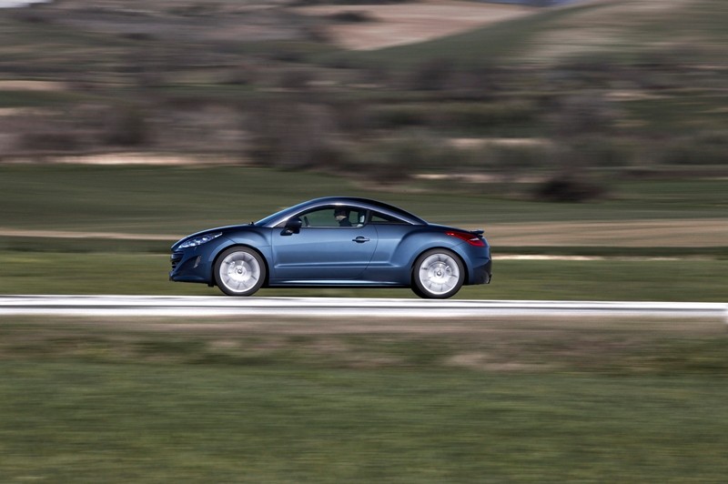 Peugeot RCZ – z pięknem trzeba obcować