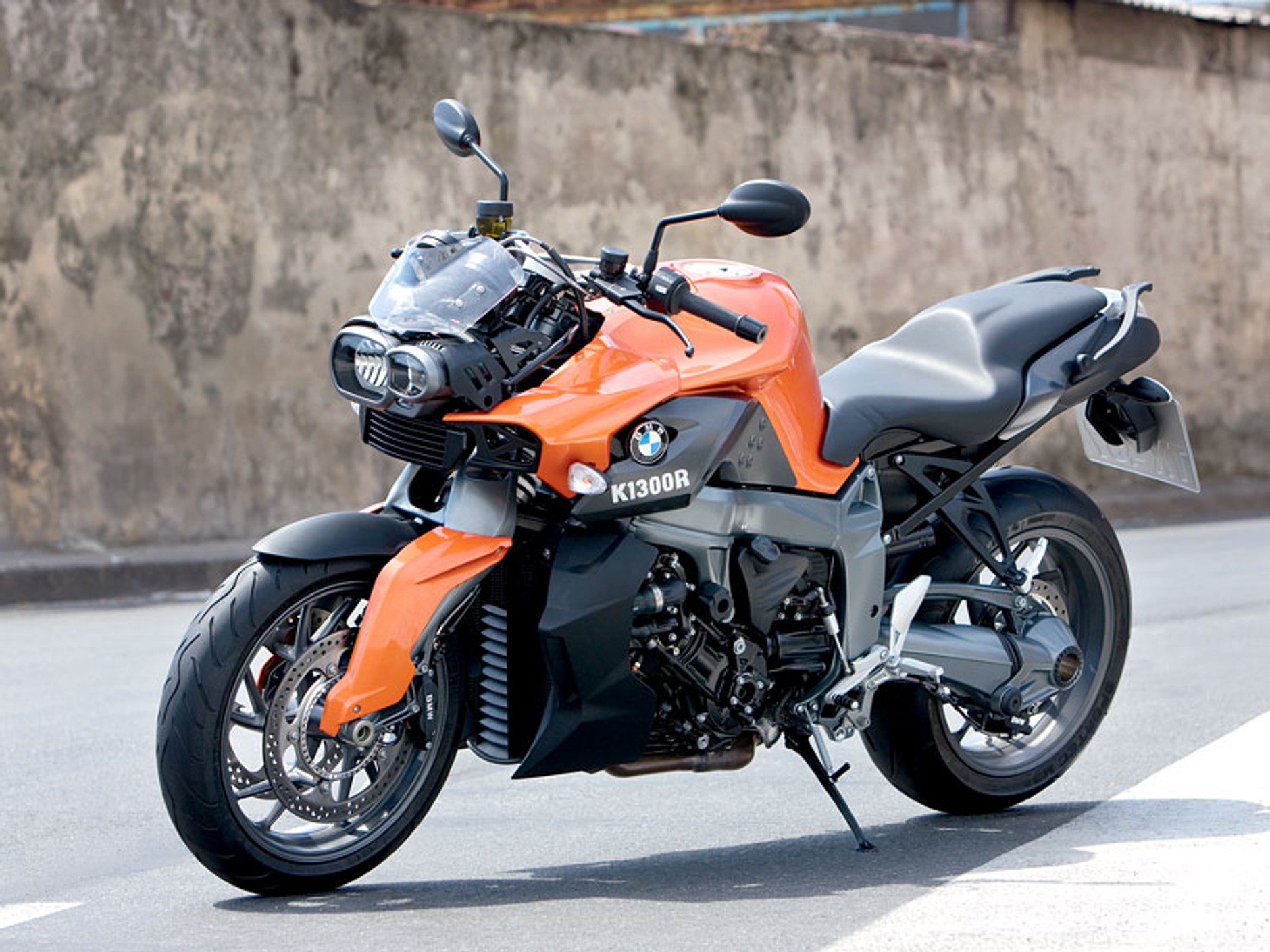 BMW Motorrad 2009: K 1300 S, K 1300 R, K 1300 GT (3x wideo HD!)