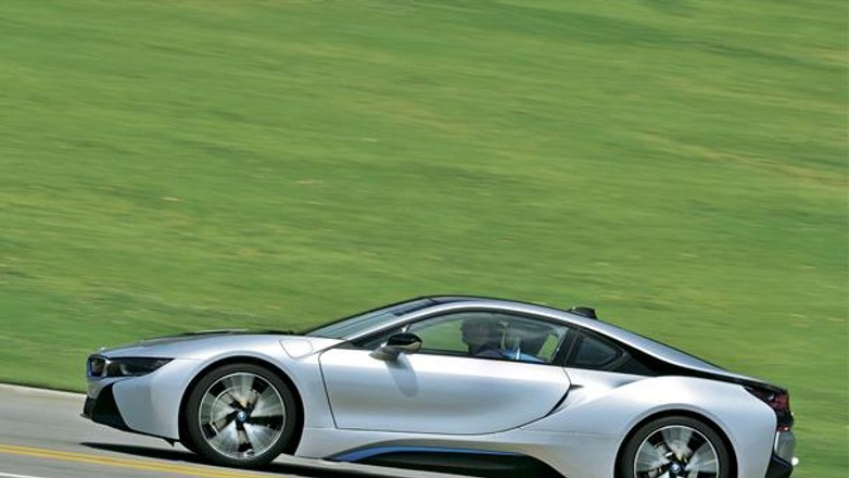 Prezentacja BMW i8