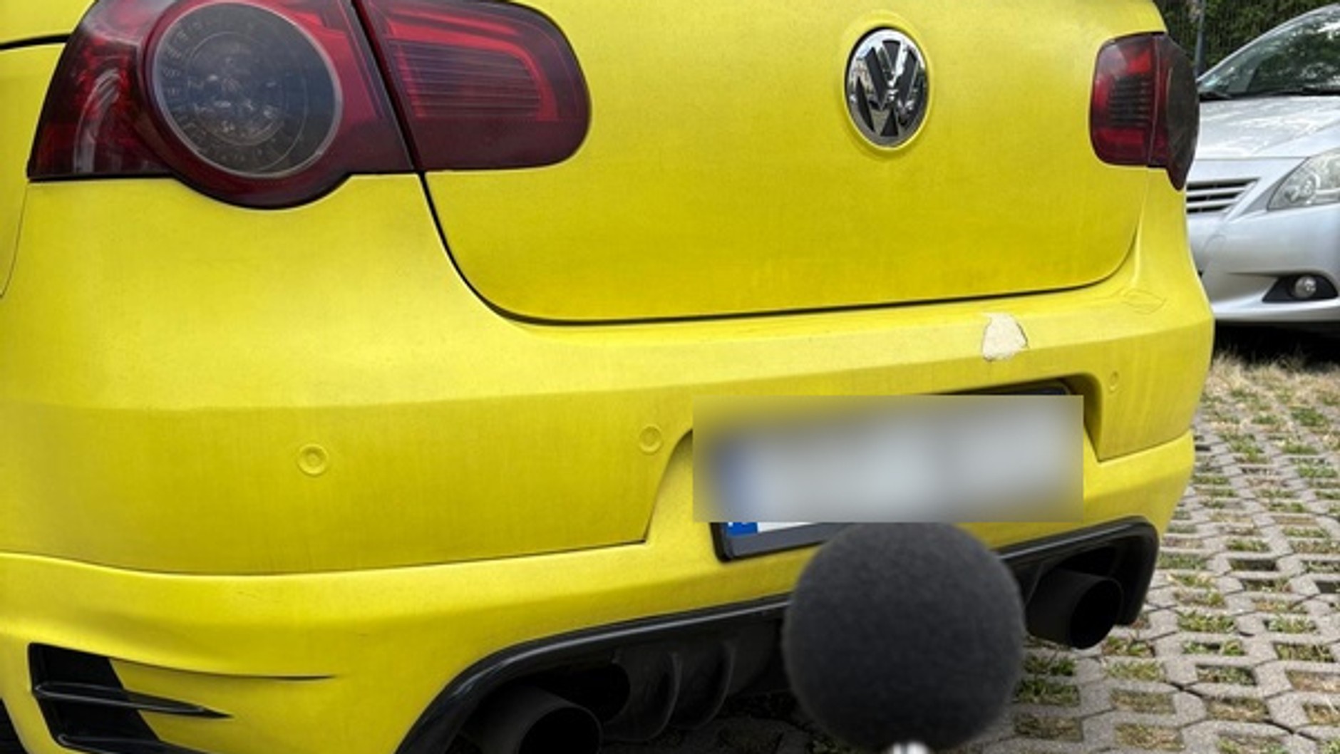 Wrocławska drogówka sprawdzała wydechy w samochodach