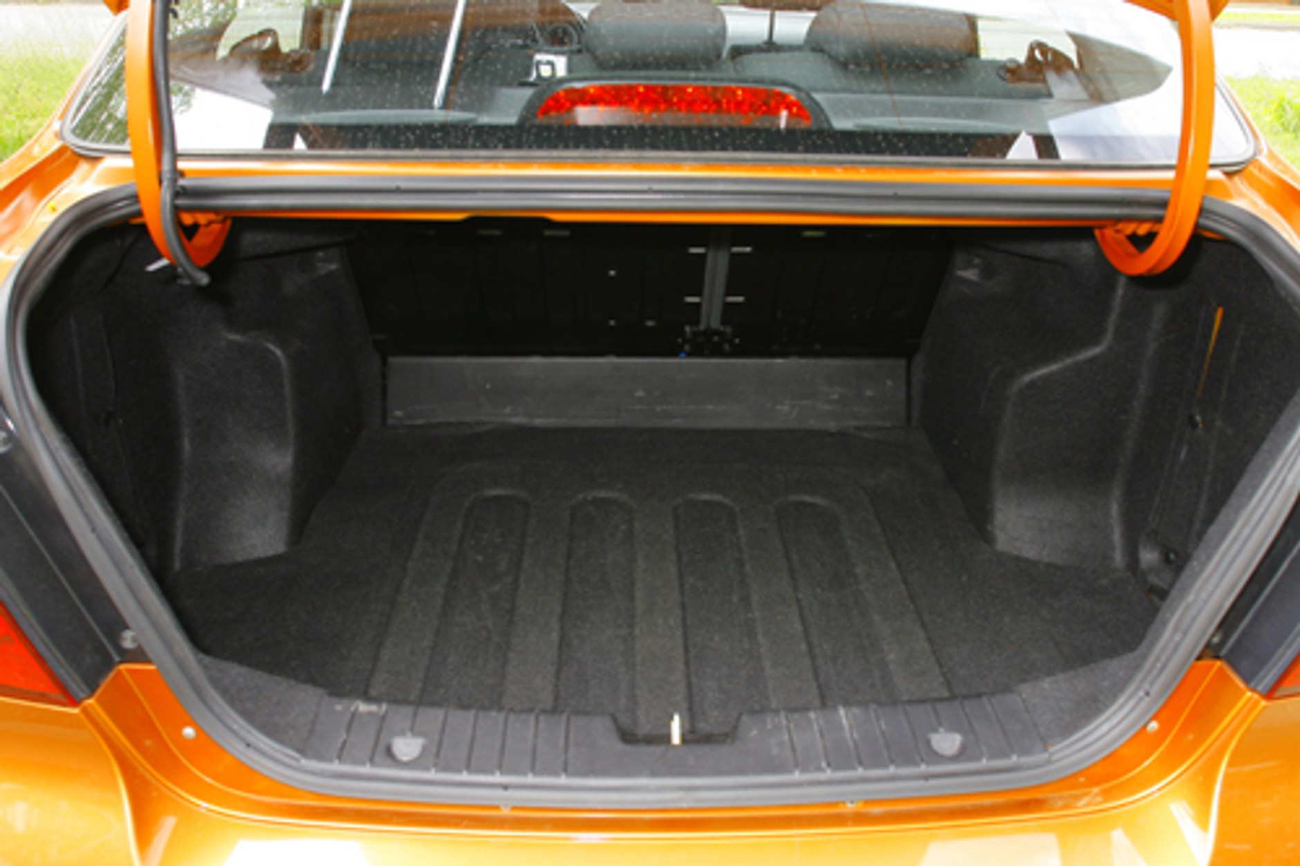 Chevrolet Aveo, Honda City, Dacia Logan - Wiele za niewiele