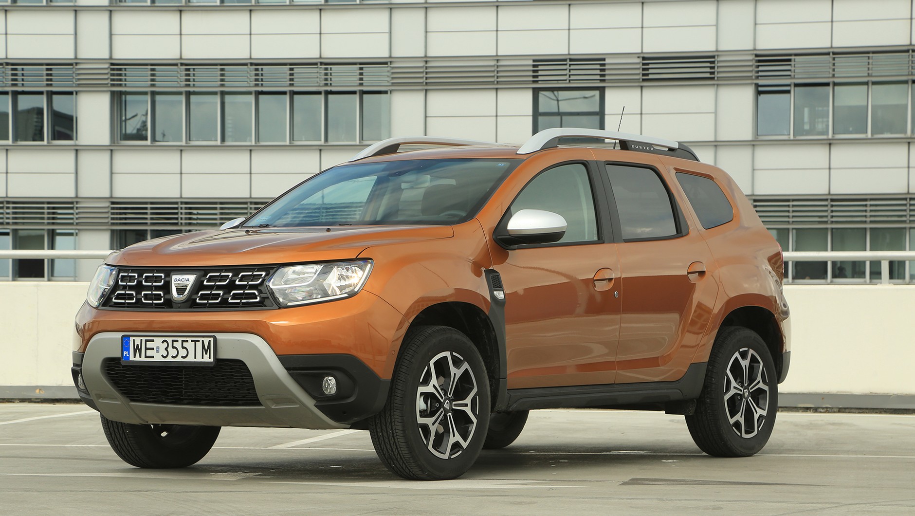 Dacia Duster – modny suv w budżetowej cenie, cena od 39 900 zł