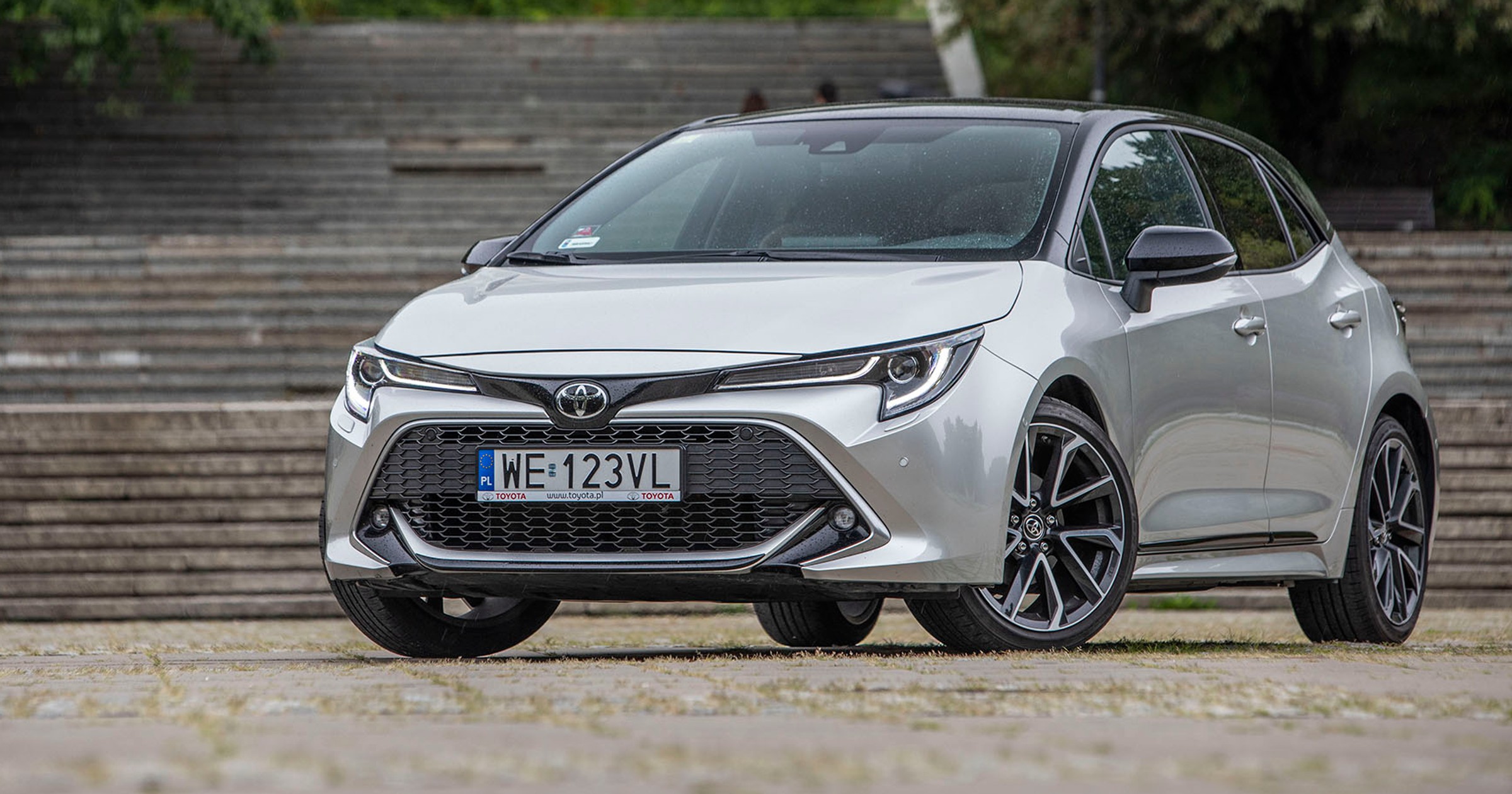 Toyota Corolla 1.2 Turbo - czy to dobra alternatywa dla hybrydy?