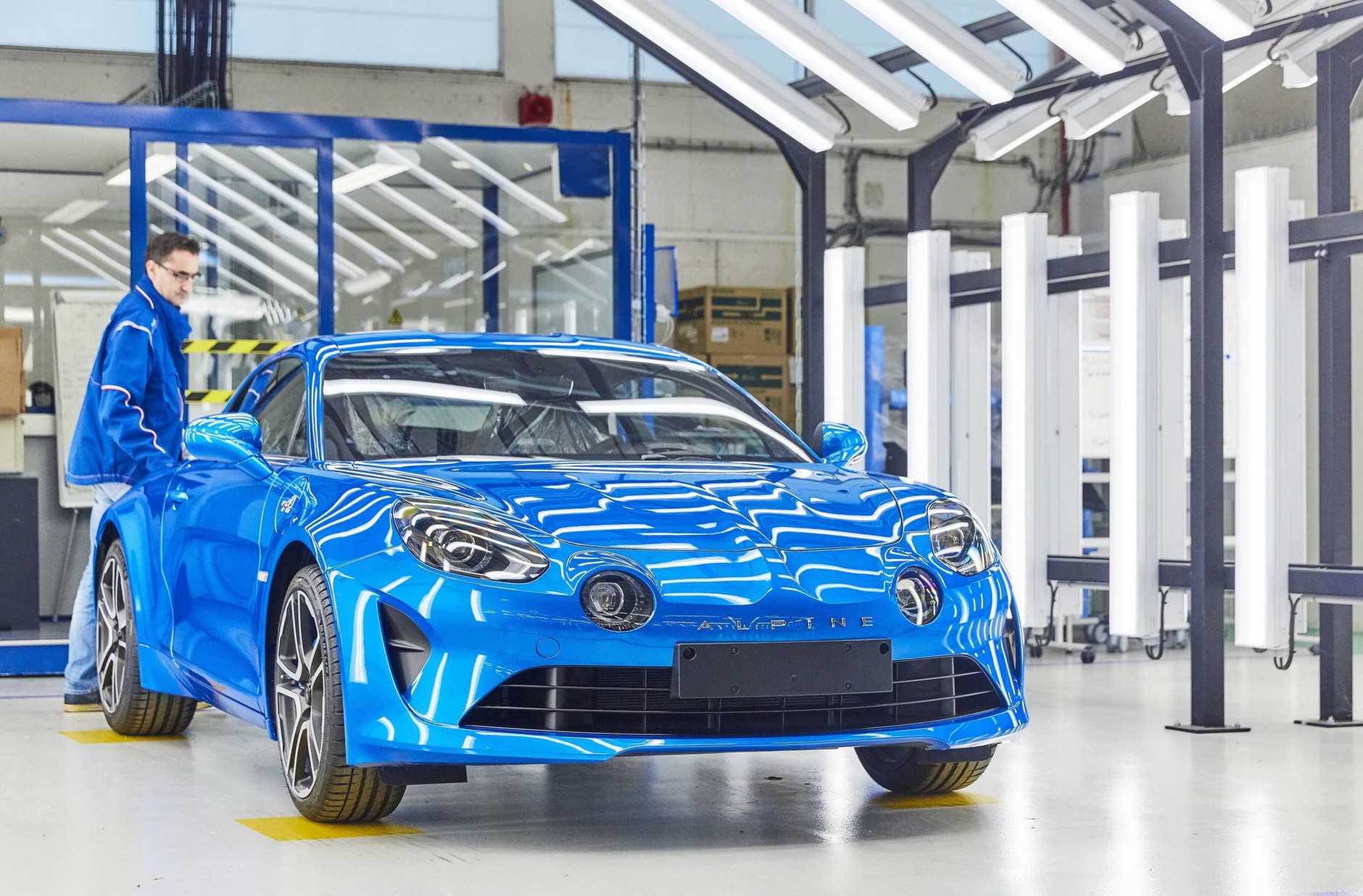 Renault zamyka cztery fabryki