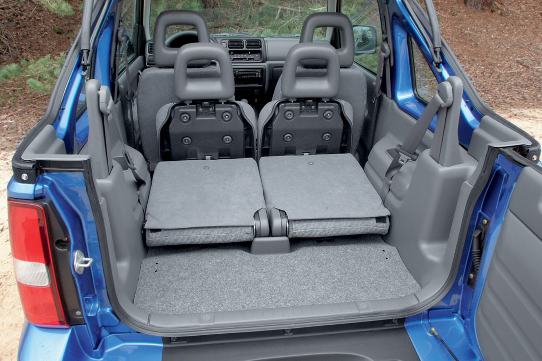 Suzuki Jimny: wdzięczny maluch