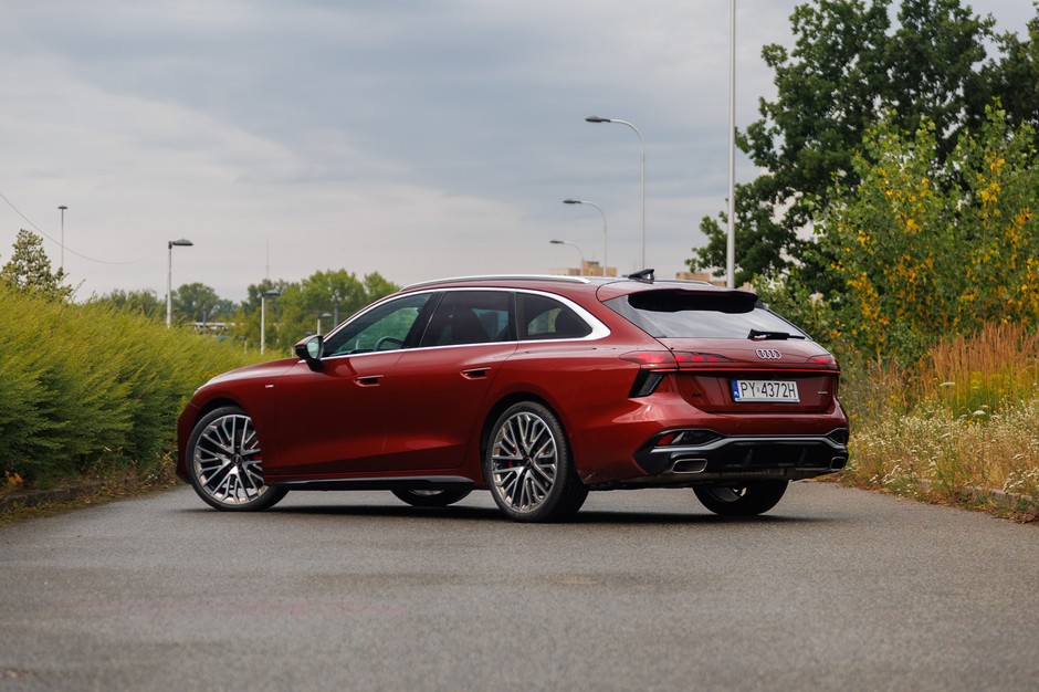 Audi A6 C9