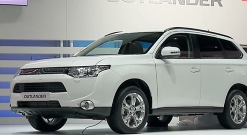 Mitsubishi Outlander - Geneva Motor Show 2012