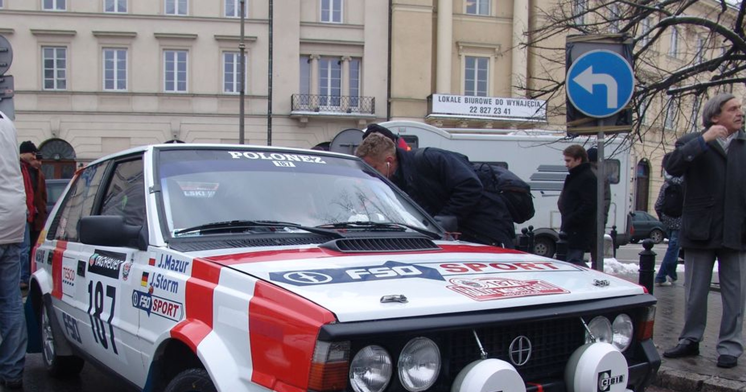 Rajd Monte-Carlo Historique 2011: wystartowali z Warszawy, pokonają 4100 km