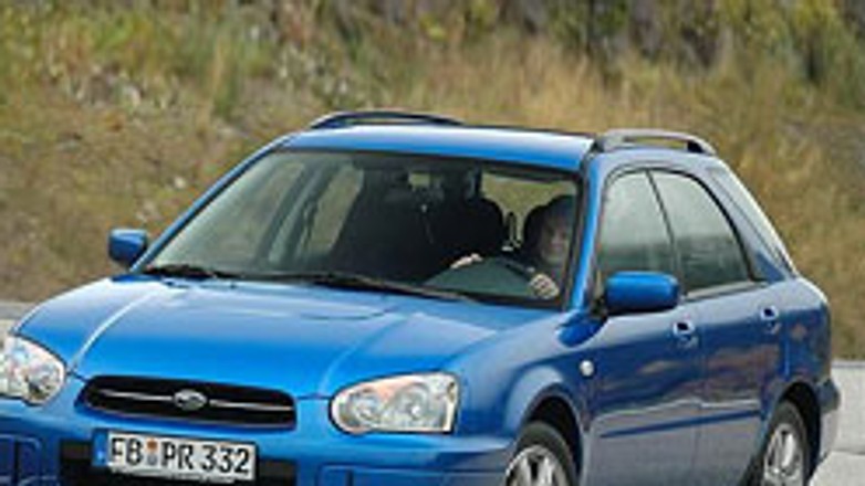 Subaru Impreza 2.0 RS-młodszy brat legendy