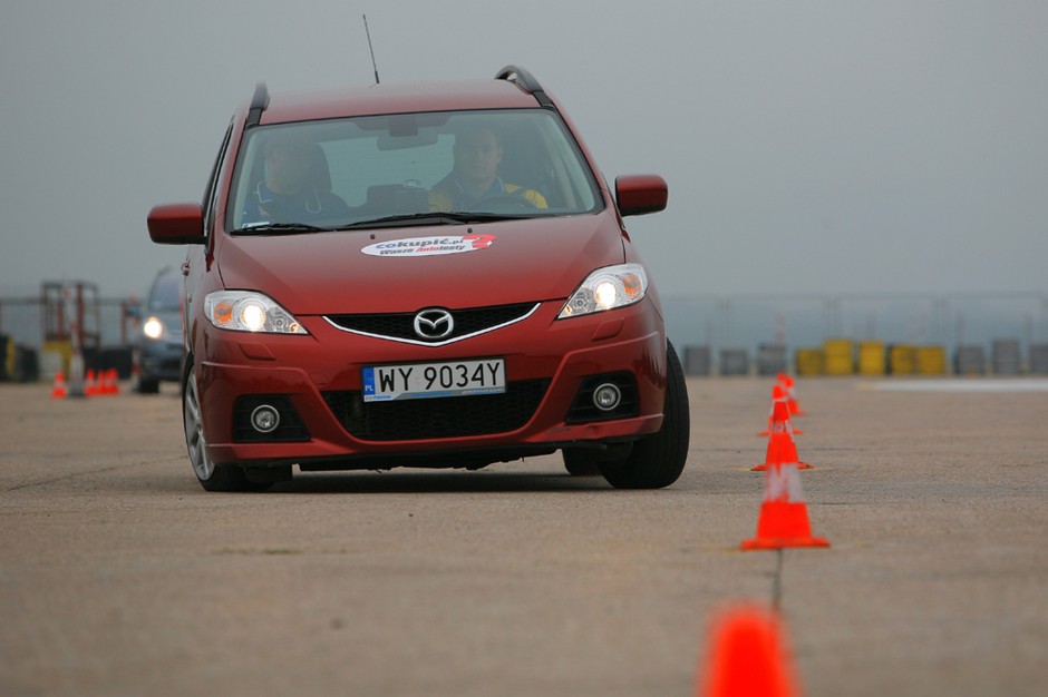 5 minivanów w teście czytelników - Który okaże się najlepszy dla rodziny Toyota Verso, Mazda 5, Opel Zafira, Renault Scenic czy Citroen C4 Picasso?