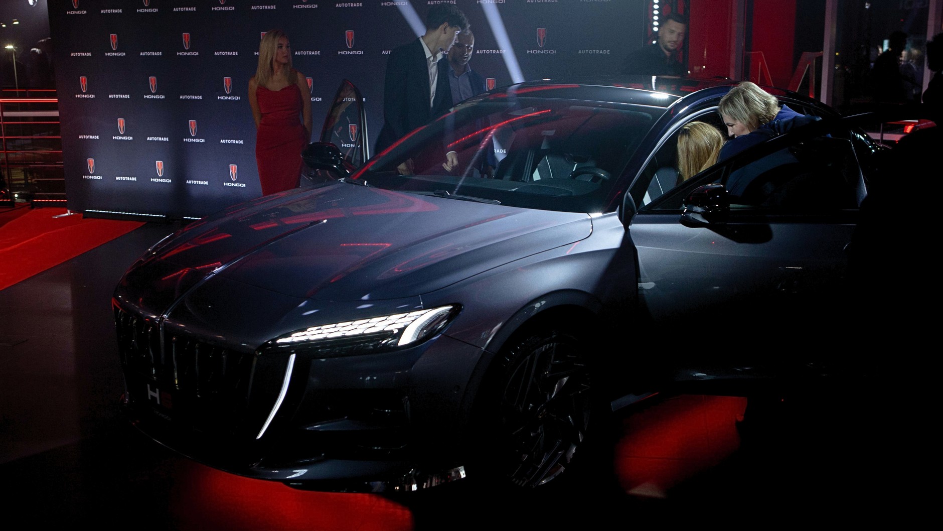 Hongqi debiutuje w Warszawie z nowym salonem sprzedaży