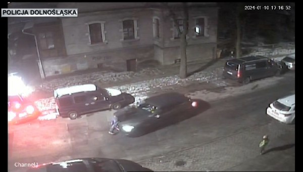Sceny jak z filmu akcji. Ale to nie był plan filmowy, a kierowcy BMW grozi więzienie [WIDEO]