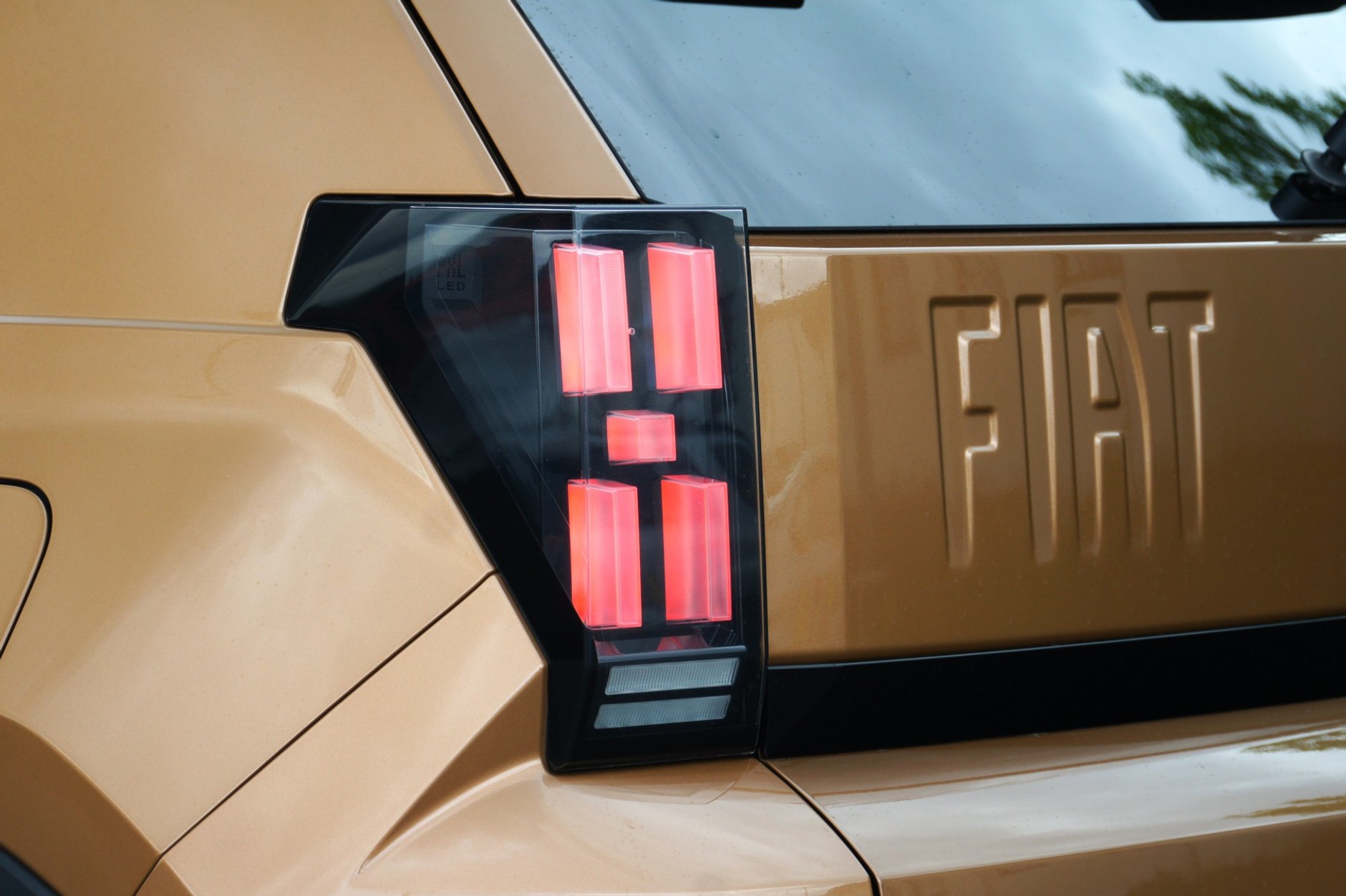Fiat Grande Panda E