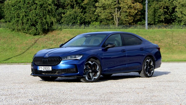 Skoda Superb 2.0 TSI 4x4 Sportline
