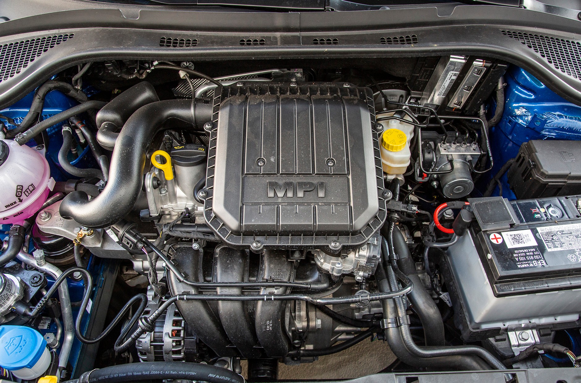 Skoda Fabia 1.0 MPI - jak jeździ z podstawowym benzyniakiem?