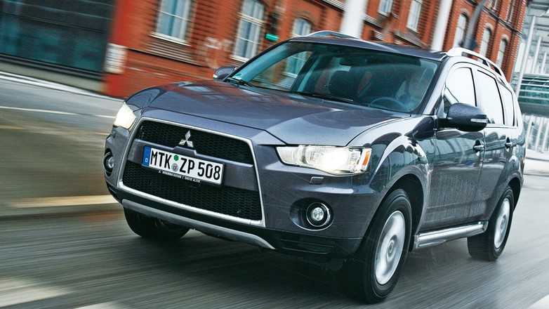 Mitsubishi Outlander: Do przodu bez śladu zadyszki