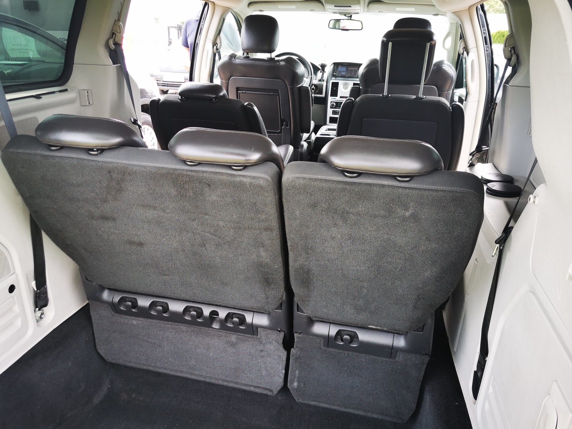 Chrysler numer jeden: w tym aucie fotele łatwo składają się, pozostawiając mnóstwo miejsca na bagaż