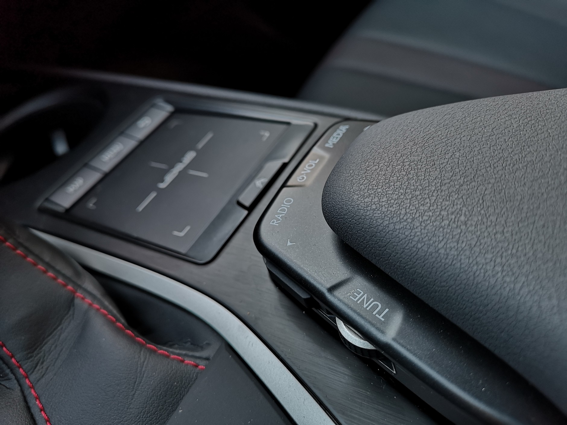 Lexus UX 200 F Sport