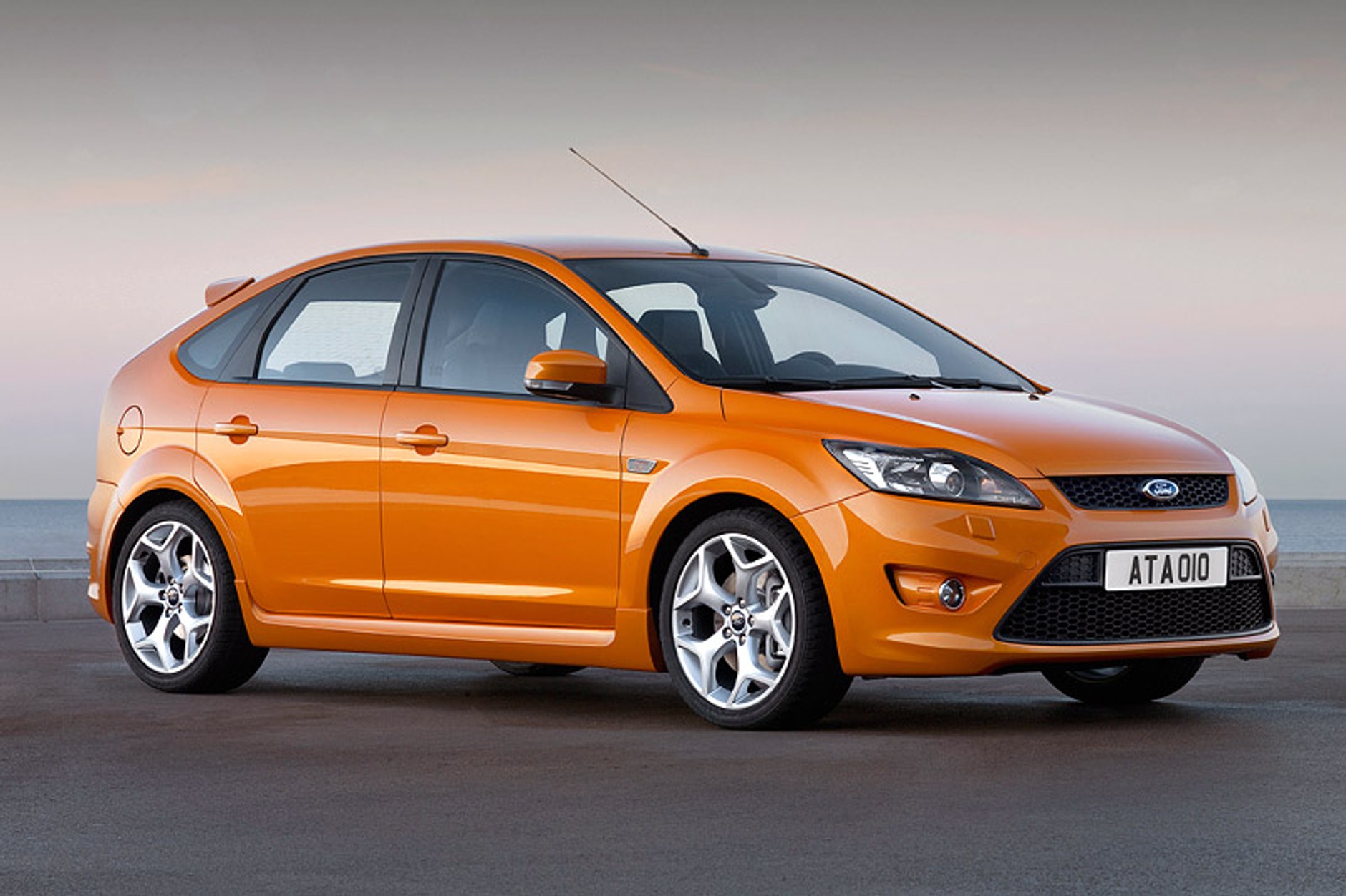 Ford Focus ST: mechaniczna pomarańcza, drugie wcielenie (pierwsze zdjęcia)