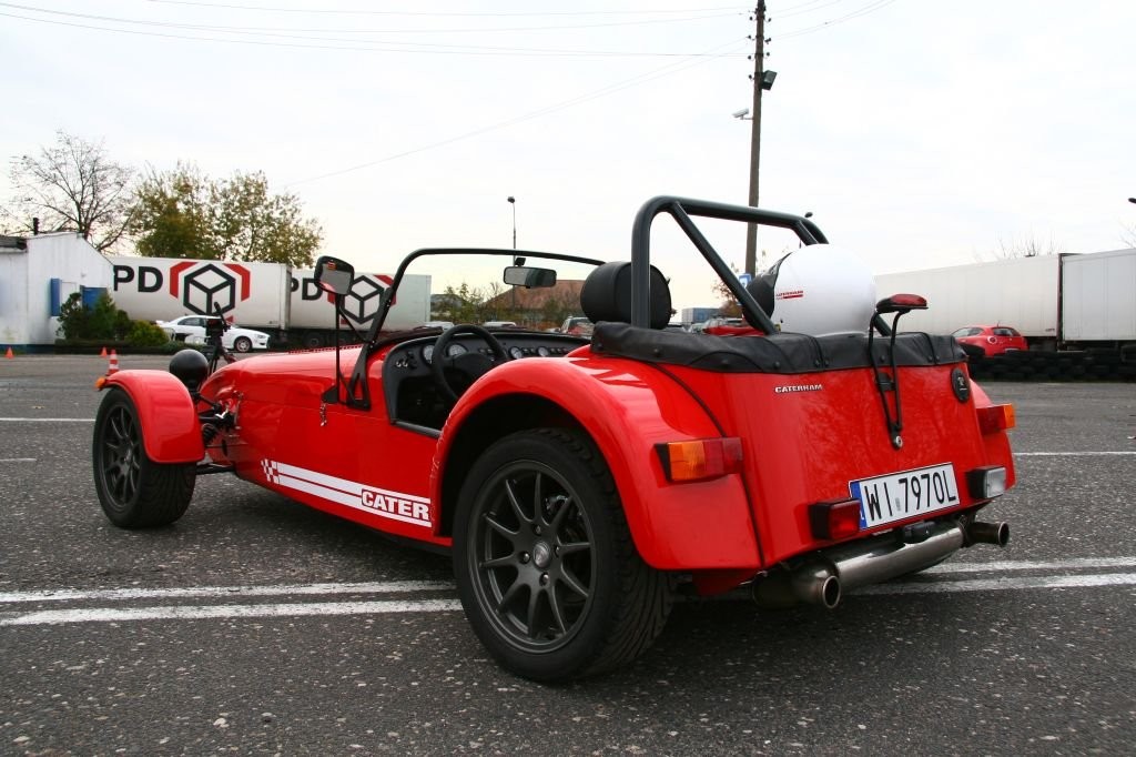 Caterham - Fotorelacja z polskiej prezentacji kultowego sportowca
