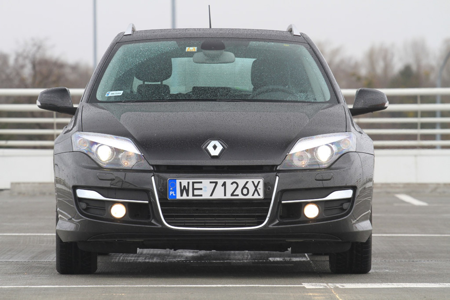 Peugeot 508 SW kontra Renault Laguna Grandtour: wybierasz styl czy funkcjonalność?