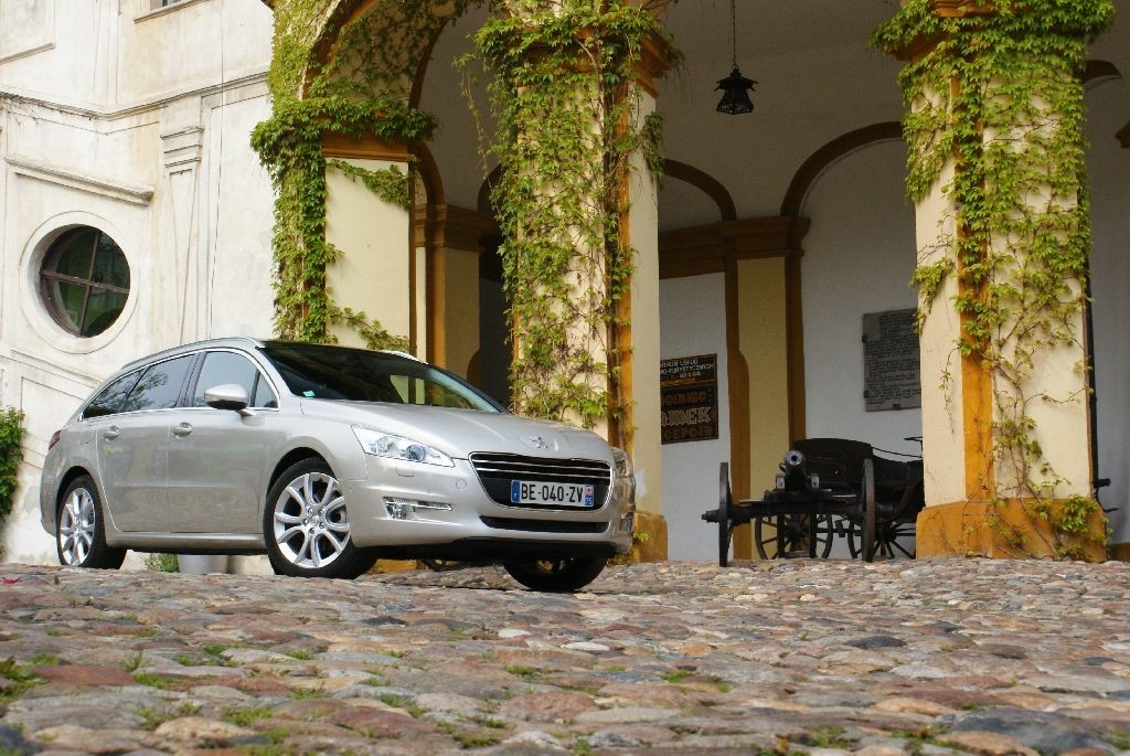 Peugeot 508 1.6 THP: lew rusza na polowanie