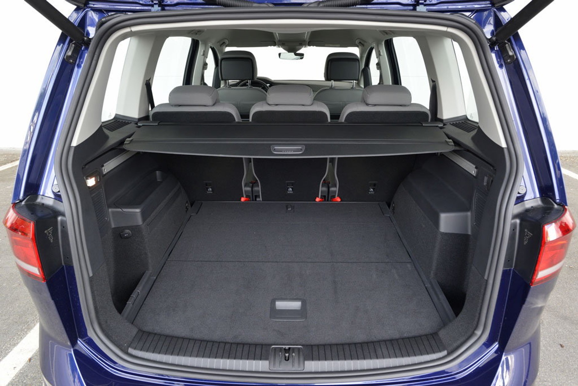 Volkswagen Touran - mały silnik, ale wielki samochód