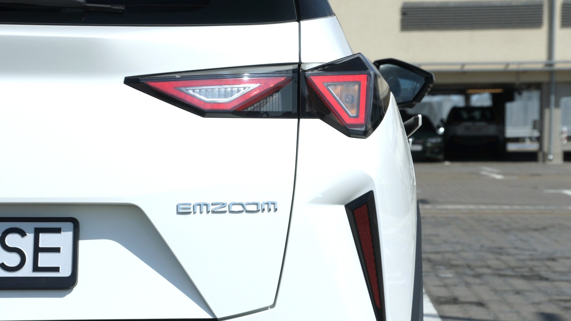 GAC Emzoom