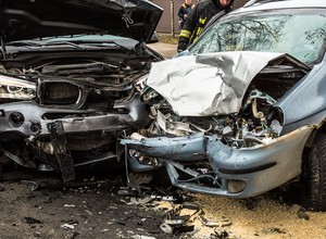 Policjanci przez pięć lat handlowali danymi poszkodowanych w wypadkach