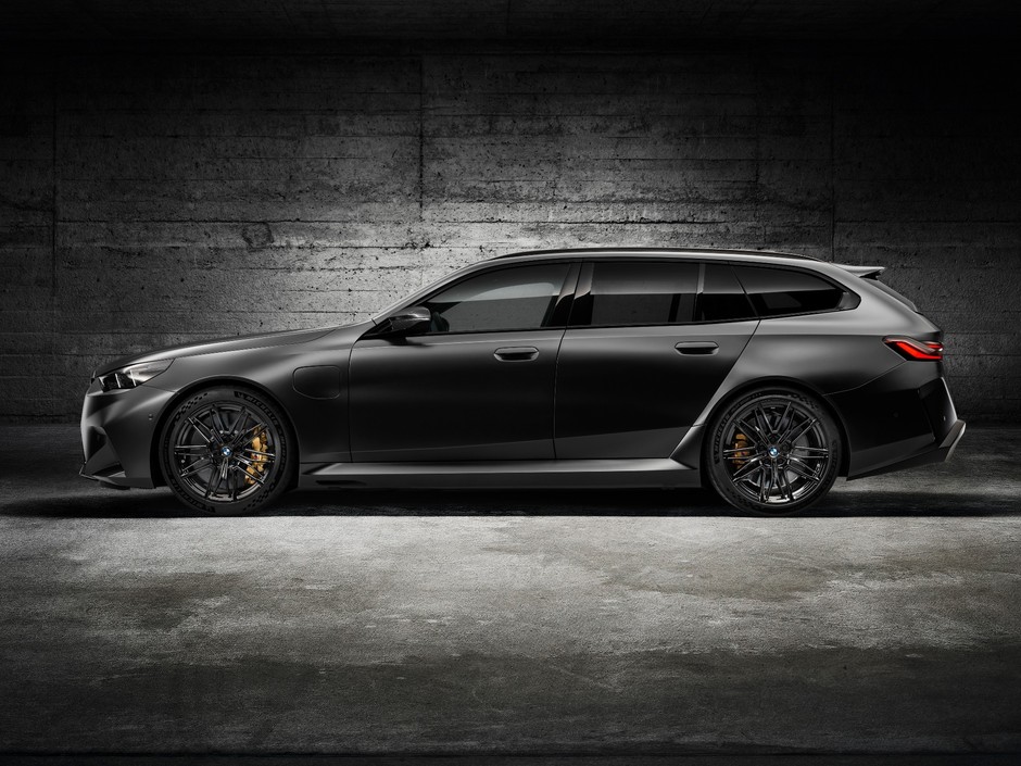 2025 BMW M5 Touring
