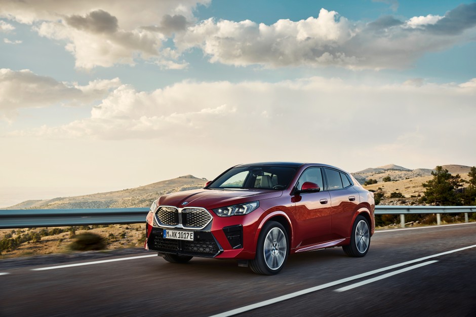 BMW iX2 (2024)