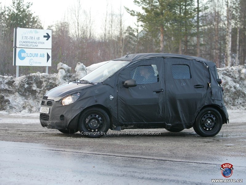 Zdjęcia szpiegowskie: nowy Opel Agila nawiąże do Corsy