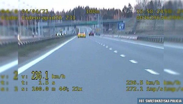 Jechał blisko 240 km/h po drodze S7, czyli prawie dwukrotnie szybciej niż pozwalają przepisy!
