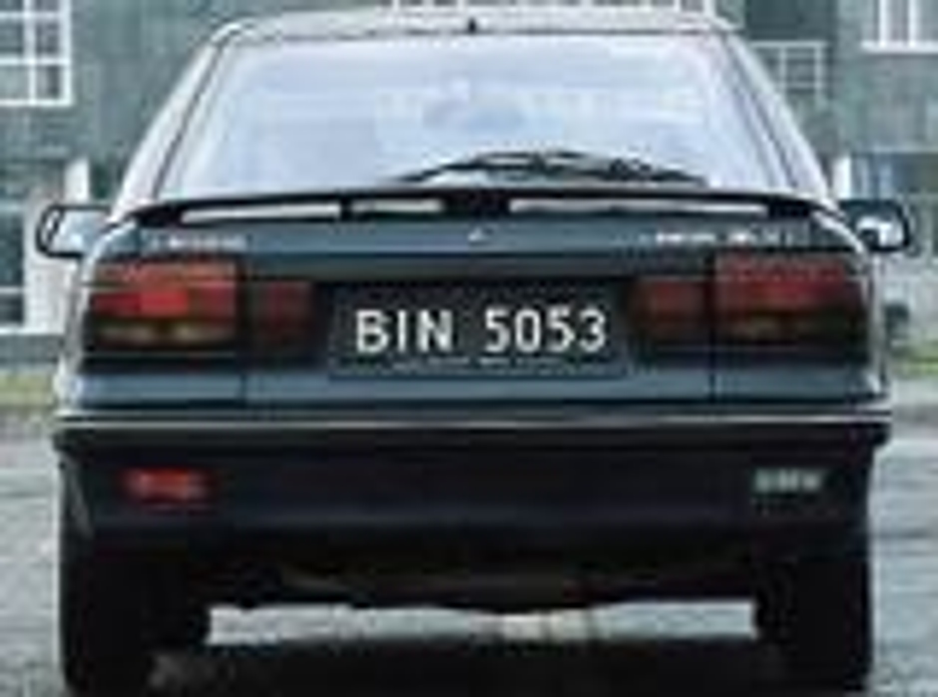 Mitsubishi Lancer 1.5 GLXi - Zagadka dla rachmistrzów