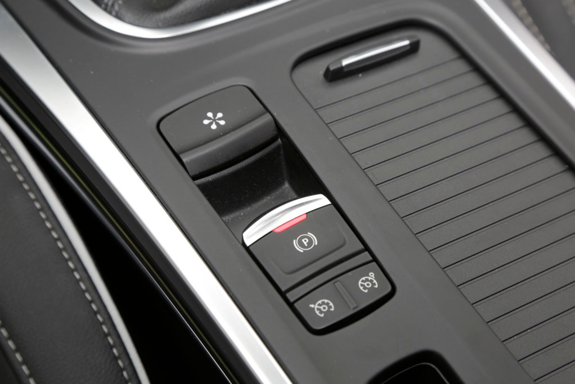 Renault Megane Energy TCe 130 - więcej gadżetów niż samochodu