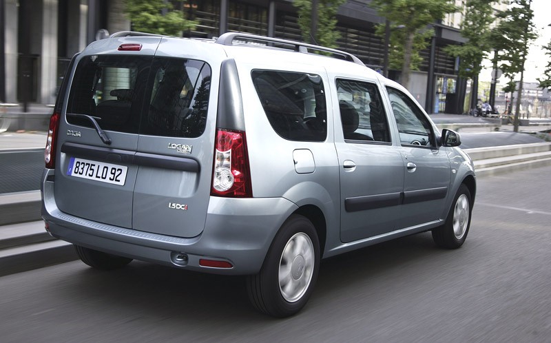 Paryż 2008: Dacia Logan MCV – nowa twarz dla kombi (wideo)
