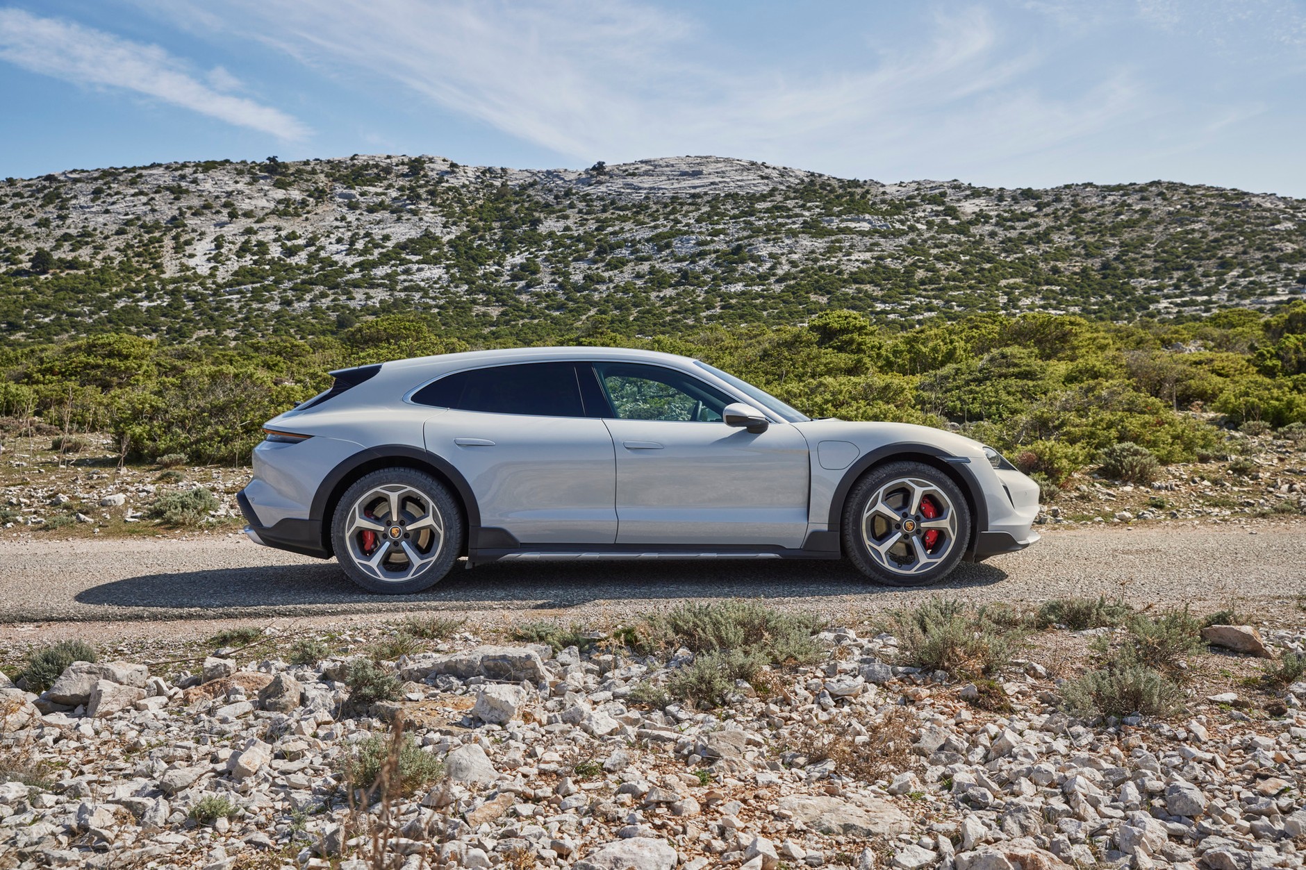 Porsche Taycan Cross Turismo