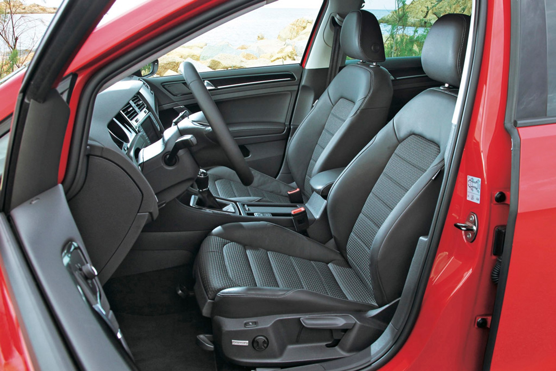 Volkswagen Golf kontra Audi A3, BMW serii 1 i Mercedes klasy A: pojedynek w pierwszej lidze