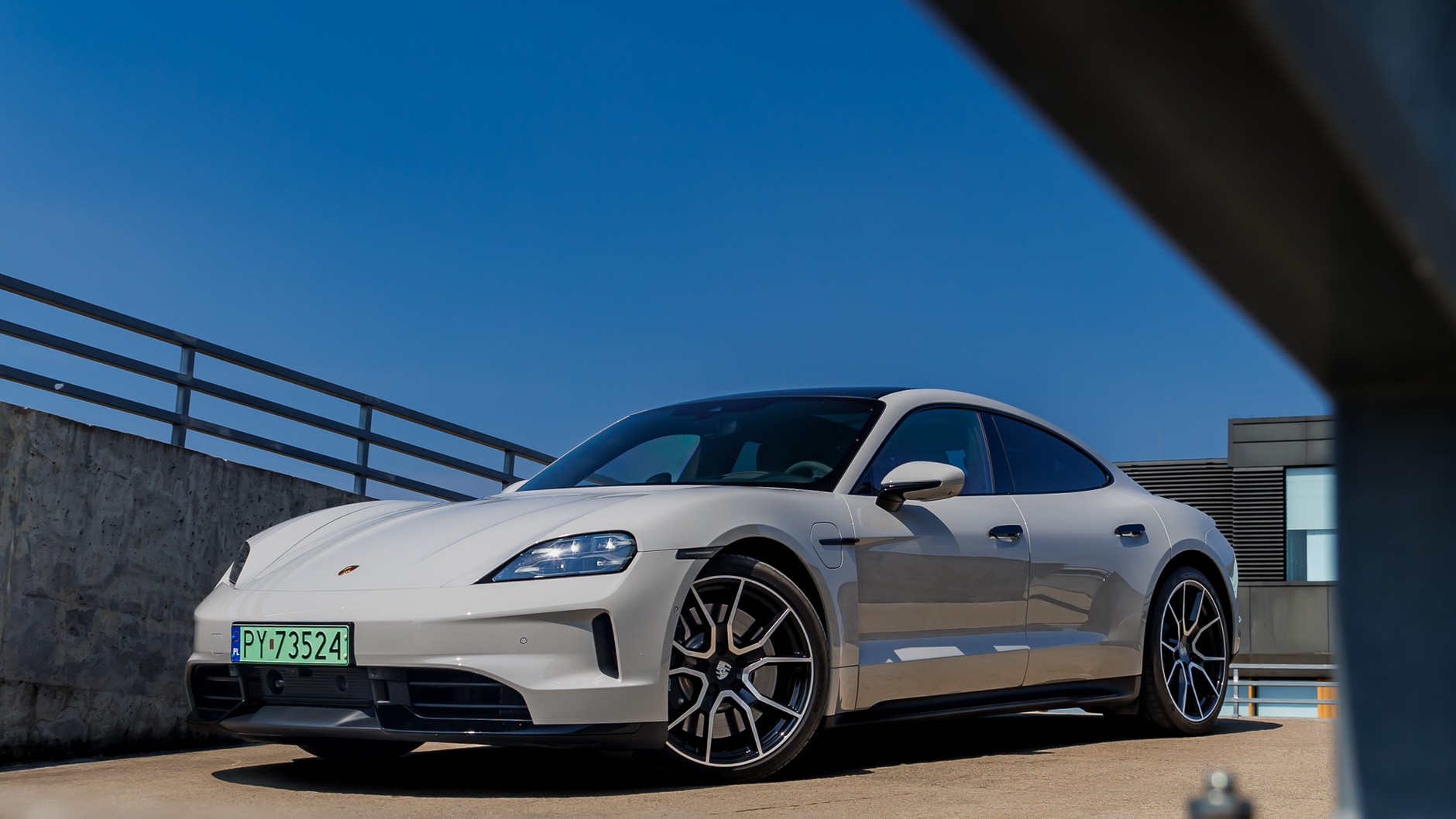 2024 Porsche Taycan 4S