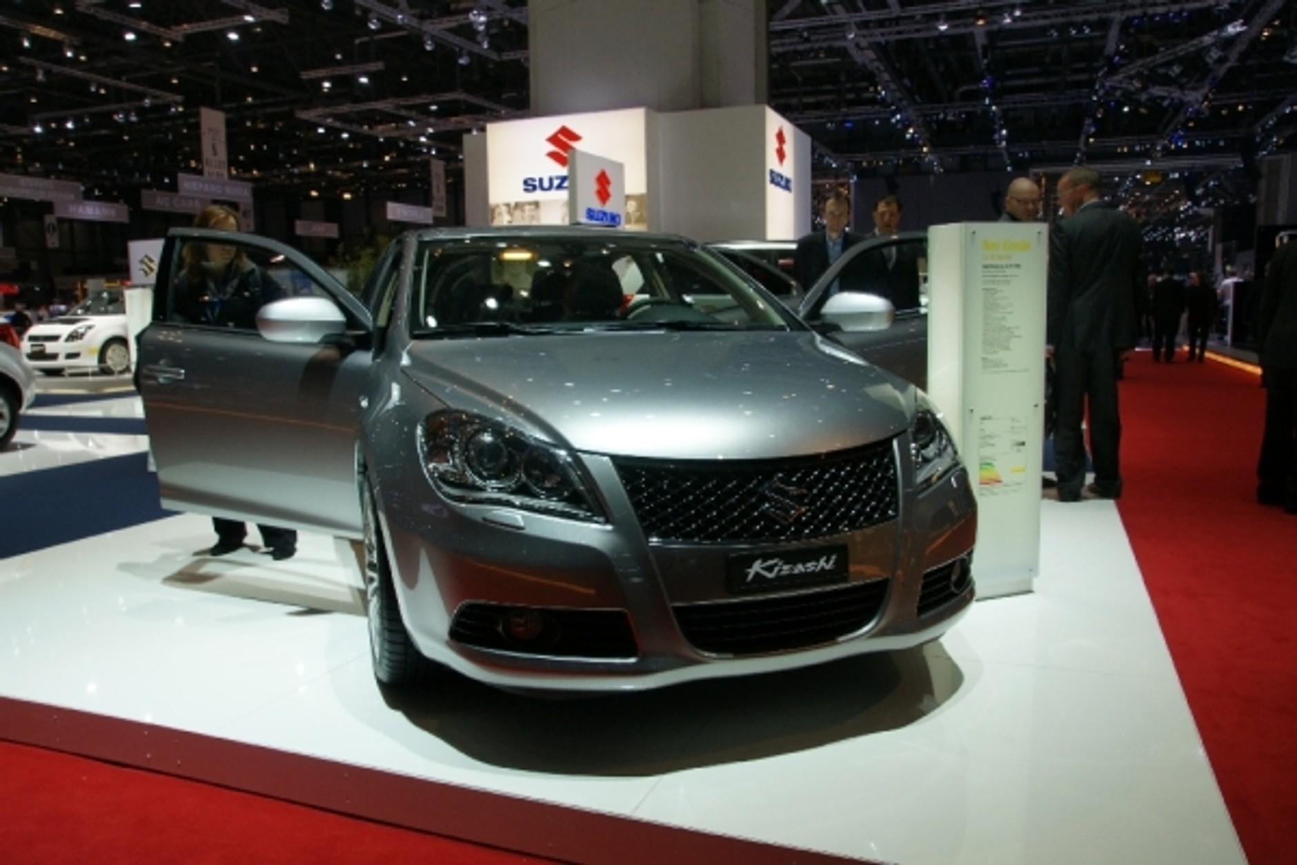 Genewa 2010: pierwszy dzień prasowy (galeria 2.)