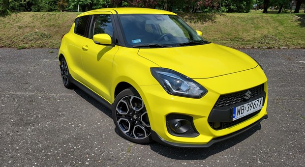 Suzuki Swift Sport. Sprawdziłem, jak jeździ maluch dla początkujących sportowców