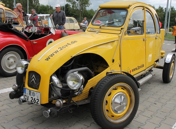 Citroёn 2CV – tych aut nigdzie nie kupisz
