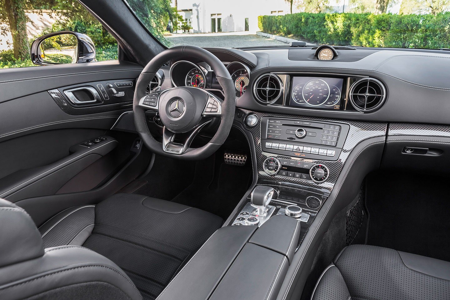 Mercedes-Benz SL 2016– nowe zdjęcia